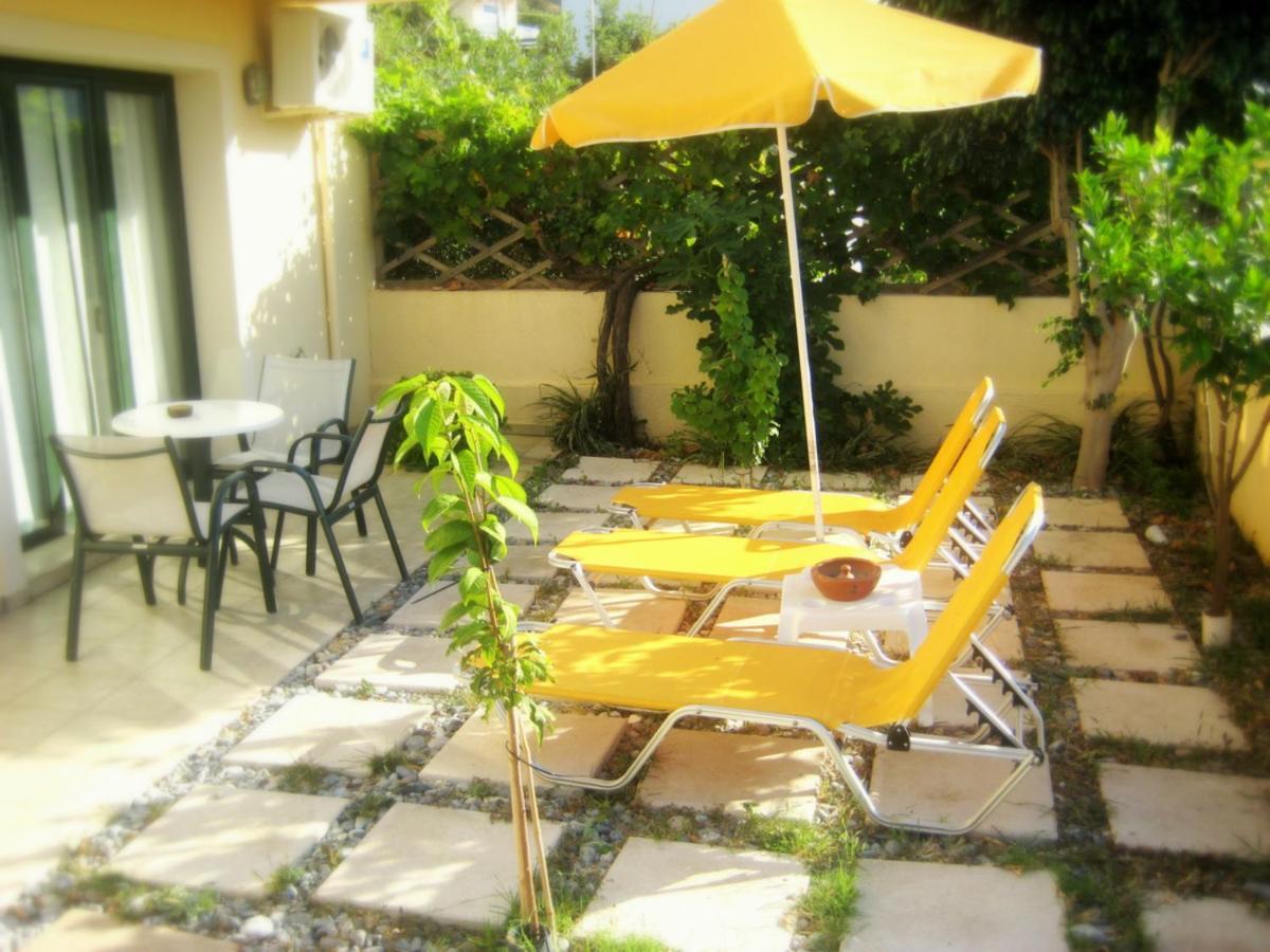 Villiana Holiday Apartments Stalís Exterior photo